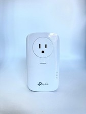 TP-Link TL-PA9020P AV2000 2-Port Gigabit Passthrough Powerline Adapter 2000Mbps picture