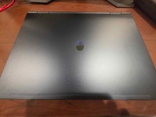 Alienware 16 Aurora 120Hz QHD+ 2.5 GHz Intel Core 7 240H 16GB 1TB RTX 5050 picture