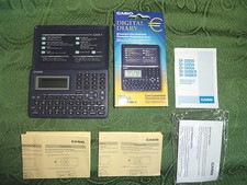 Calculator / Calcolatrice - Casio Digital Diary SF-3300ERBU-W 32K picture