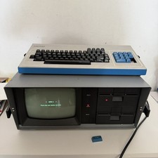 Vintage Kaypro II Portable Computer - Powers On - Non-Linear Systems picture