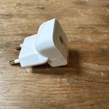Apple European Adapter 250 VAC 2.5A Model A1557 Longwell China picture