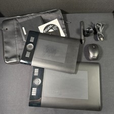 Wacom Intuos4 Small PTK-440 & Medium PTK-640 - Pen Tablet, Stylus, Case Mouse picture