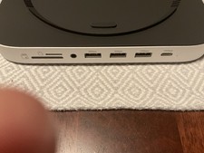 Satechi Stand & Hub for Mac Mini with 256GB NVMe SSD picture