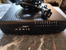 Arris TG862G Wireless Cable Gateway Router Modem With Battery Backup TG02DH7862 picture