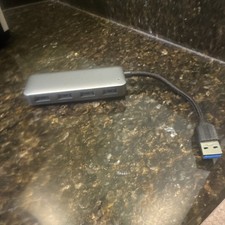 Insignia USB 3.0 4-Port Portable Hub/Splitter Box Gray Type A Male Connector picture