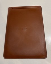 Apple Brown Leather Tablet/iPad Sleeve picture