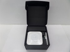 iPort Launch WallStation Wireless iPad Charging Dock 70142 - White picture