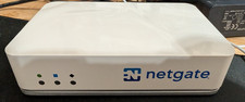 netgate sg-2100 wired router with pfsense picture