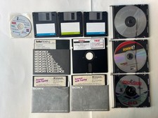 Lot of vintage computer media (floppy disks, diskettes, CD-Roms, mini CD-Rom) picture