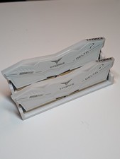 TeamGroup T-Force Delta RGB 32GB 2x16GB DDR5 5200 CL40 XMP 3.0 White 1.25v picture