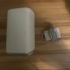 Xfinity xFi Gateway Router XB8-T Triband Wifi CGM4981COM W/Power Cord  picture