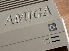 Commodore Amiga 500 Desktop Case S.Nr. 499955 Made in Hongkong #32 26 picture
