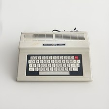 Vintage Radio Shack TRS-80 Color Computer 2 CoCo 2 Computer Works picture