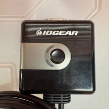 IOGEAR GCS42UW6 2-Port USB VGA KVM Switch with 6ft Built-In Cables Black picture