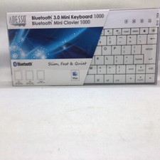 Adesso WKB-1000BW Bluetooth 3.0 Mini Keyboard for iPad 2/The New iPad picture