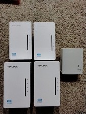 4x TP-Link AV500 WiFi Range Extender TL-WPA4220 w/ Powerline TL-PA4010 picture