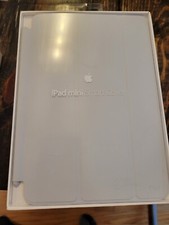 NEW IN PACKAGE 100%  AUTHENTIC APPLE IPAD MINI SMART COVER Light GRAY MD967LL/A picture