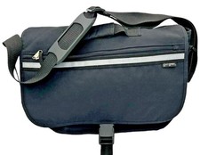 EastSport Messenger Computer Bag - 16 x 12 inches - A4957 picture