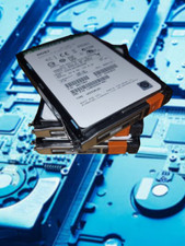 EMC 005049621 100GB SSD SAS 2.5