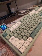 *not working* EPOMAKER RT100 Retro Mechanical Keyboard *for parts 