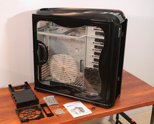 2007 Thermaltake Armor+ VH6000BWS Computer Case w/Accessories - 10 Slot XL-ATX picture
