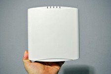 RUCKUS R610 901-R610-US00 DUAL BAND WIRELESS ACCESS POINT AP picture