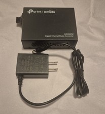 TP-LINK MC200CM - Gigabit SFP to RJ45 Fiber Media Converter - Black picture