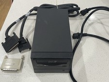 HP Q1523A 36GB / 72GB DAT72 SCSI External DAT Tape Drive HP Part 333748-001 picture