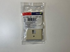 New Leviton White 1-Gang Residential Quickport 3-Port Wallplate Cover 41080-3ip picture