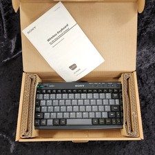 Sony WebTV Wireless Keyboard RM-KI-W200 (26046) picture