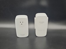 TP-LINK AV1200 Gigabit Powerline AC Wi-Fi Extender TL-WPA8630P TL-PA8010P Kit picture