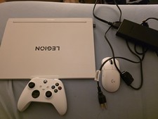 Lenovo Legion 7i Core Ultra 9/5070/32GB w/ Logitech Mouse + Xbox controller picture