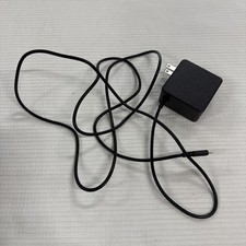 Amazon Basics AC Adapter USB-C 100-240V picture