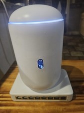 Ubiquiti Dream Router UDR/ and Ubiquity 8 Port 150w switch picture