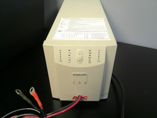 APC Smart-UPS 700VA (SU700X93) 120V – Used with Some Cables picture