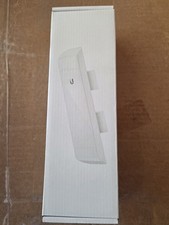 Ubiquiti Networks NanoStation M5 AirMax CPE Wireless Indoor Outdoor NSM5 US NEW picture