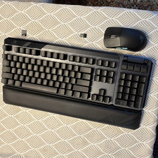 ASUS ROG Claymore II Wireless Keyboard + Harpe Ace Aim Lab Mouse 36000 DPI picture