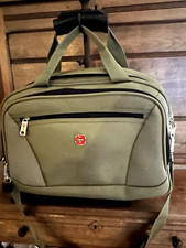 Olive Wenger Swiss 3 Compartment Laptop Utility Travel Bag Carry On Super Nice picture