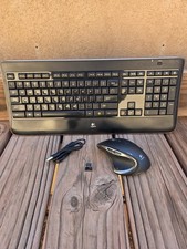 Logitech K800 Illuminated Wireless Keyboard Performance MX Darkfield Mouse Combo picture
