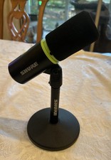 Shure MV6 USB Dynamic Gaming Microphone w/ Desktop Stand, Mountable Black/Green picture