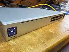 Ubiquiti UniFi USW-Pro-24-PoE 24-Port Gigabit PoE Managed 1U Switch SFP picture
