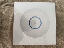 Ubiquiti UniFi nanoHD Compact 802.11ac Wave2 Wireless Access Point picture