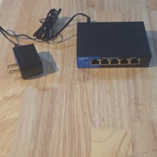 Linksys SE3005V2 5-Port Gigabit Ethernet Unmanaged Switch 1Gbps Standalone picture