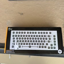 Glorious GMMK Pro Barebone Wired Keyboard - GLO-GMMK-P75-RGB-W picture