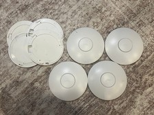 Lot of 4 Ubiquiti UniFi AP UAP 2.4GHz Access Points + 4 PoE Injectors & Mounts picture