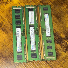 Samsung 12GB (3x4GB) DDR3-1600 PC3-12800U 240-Pin Non-ECC UDIMM picture