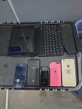 ​Mixed ElectronicLot - Apple iPad Mini w/ Zagg, iPhone, iPod, Samsung, LG & TCL picture