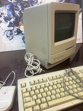 VINTAGE 1991 APPLE MACINTOSH CLASSIC II COMPUTER  Mouse Keyboard And Power Cord picture