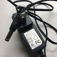 DVE Switching Adapter Black Model: DSA-5P-08 FUS 075015 7.5V 0.15A Level 3 picture