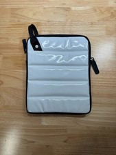 MONO Loop Sleeve for iPad White Gloss picture